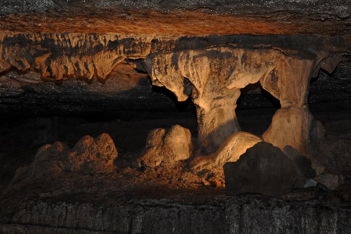 War Eagle Cavern